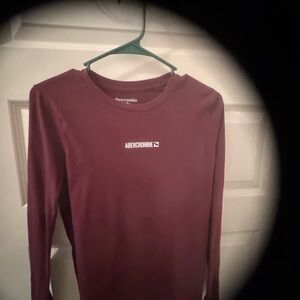 Abercrombie Kids Burgundy Top, color maroon.excellent condition